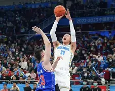 开云体育官网-北京首钢关键时刻回应争议;志在NBA季后赛名次提升;信心回归;临场指挥获称赞(北京首钢男篮最新消息)
