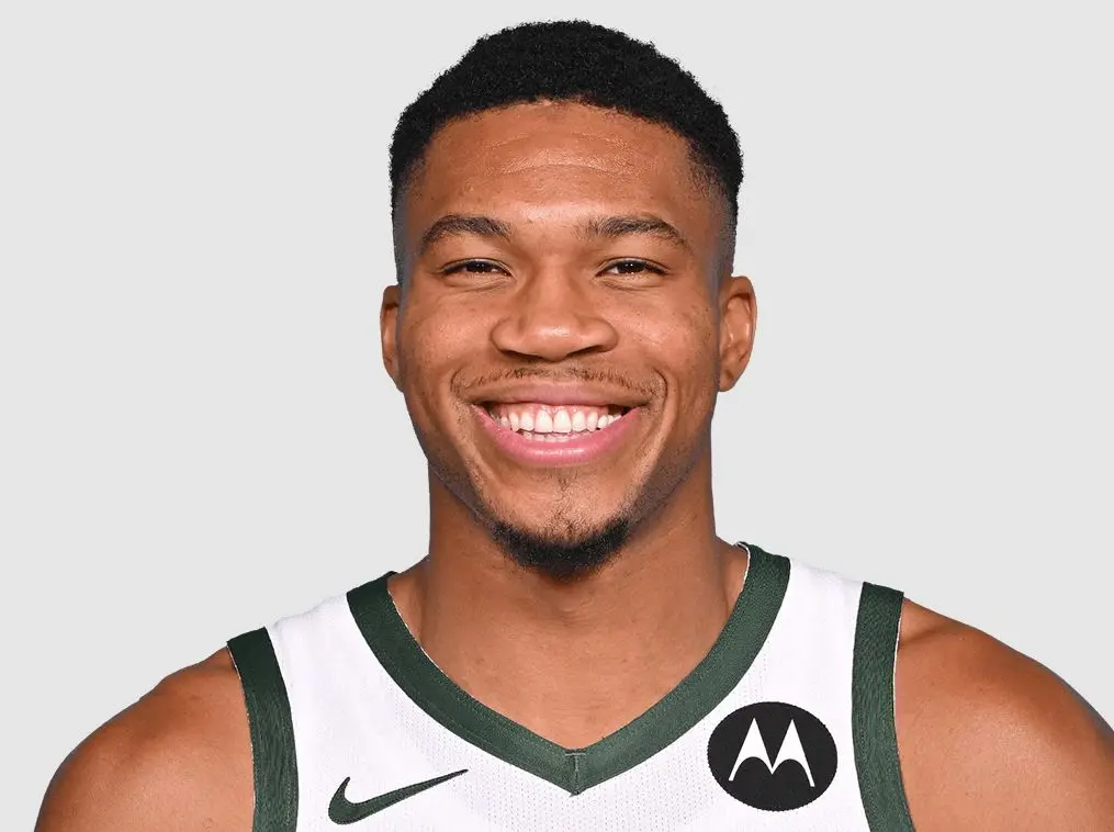 开云体育官网-欧篮联转会期走向成谜，密尔沃基雄鹿扳平良机，底气十足，训练强度明显提升的简单介绍